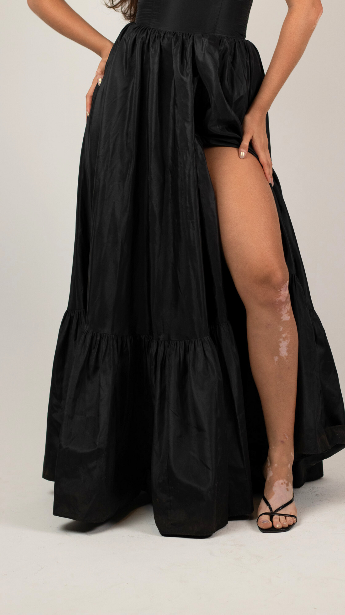 Vestido Noir Cascata - Agilita