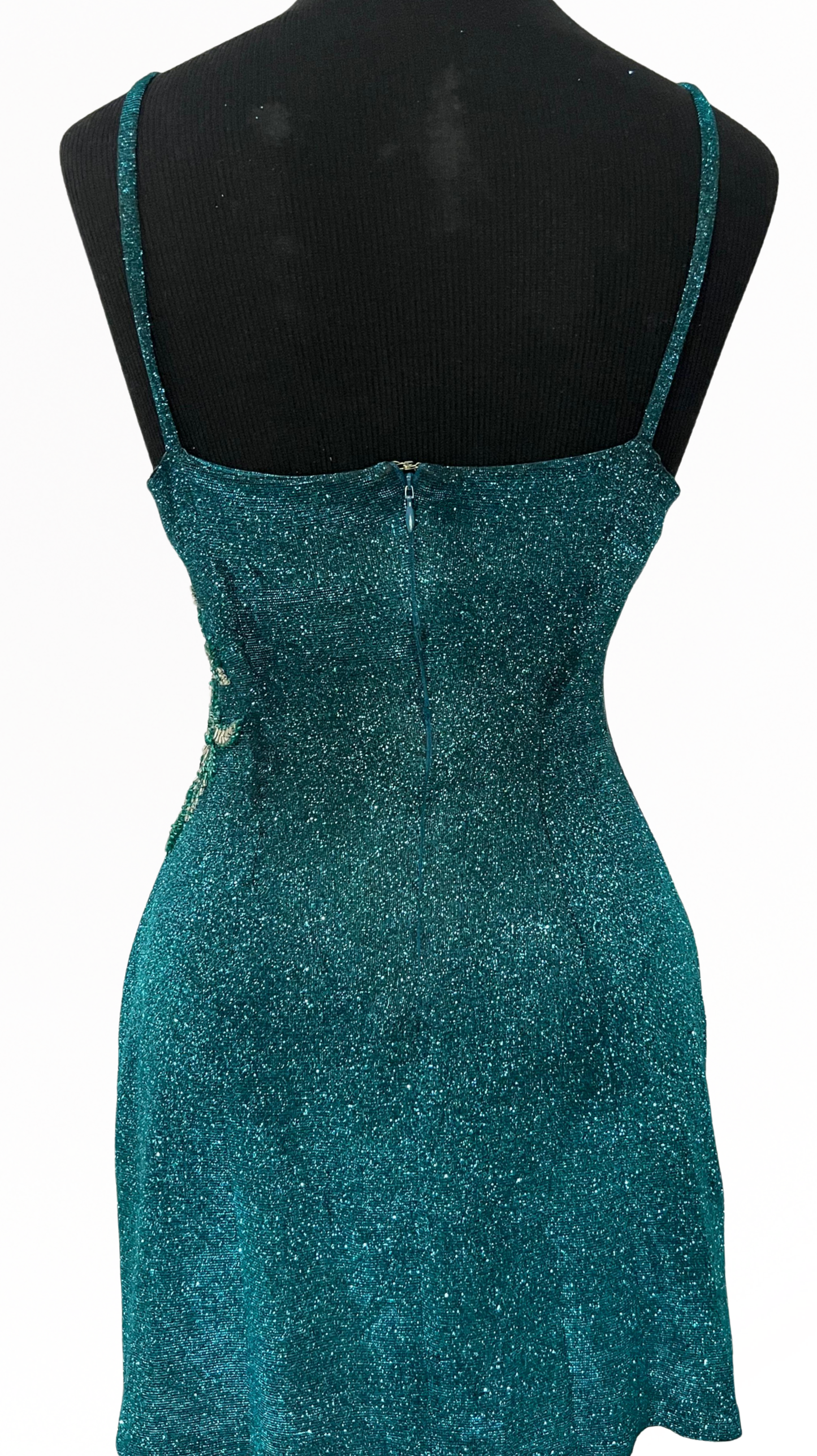 Vestido Curto Recortes Bordado Malha Pretty Shine Verde - PatBo
