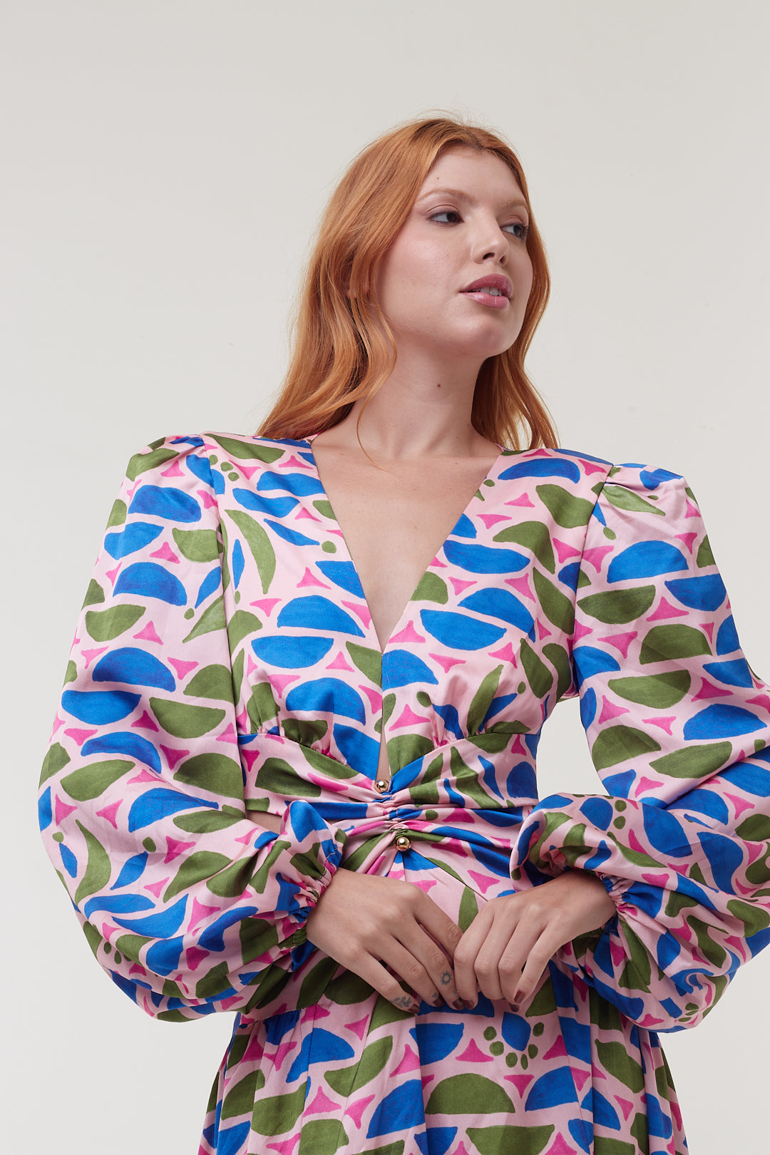 Vestido Floral Geométrico Mangas Bufantes - PatBo