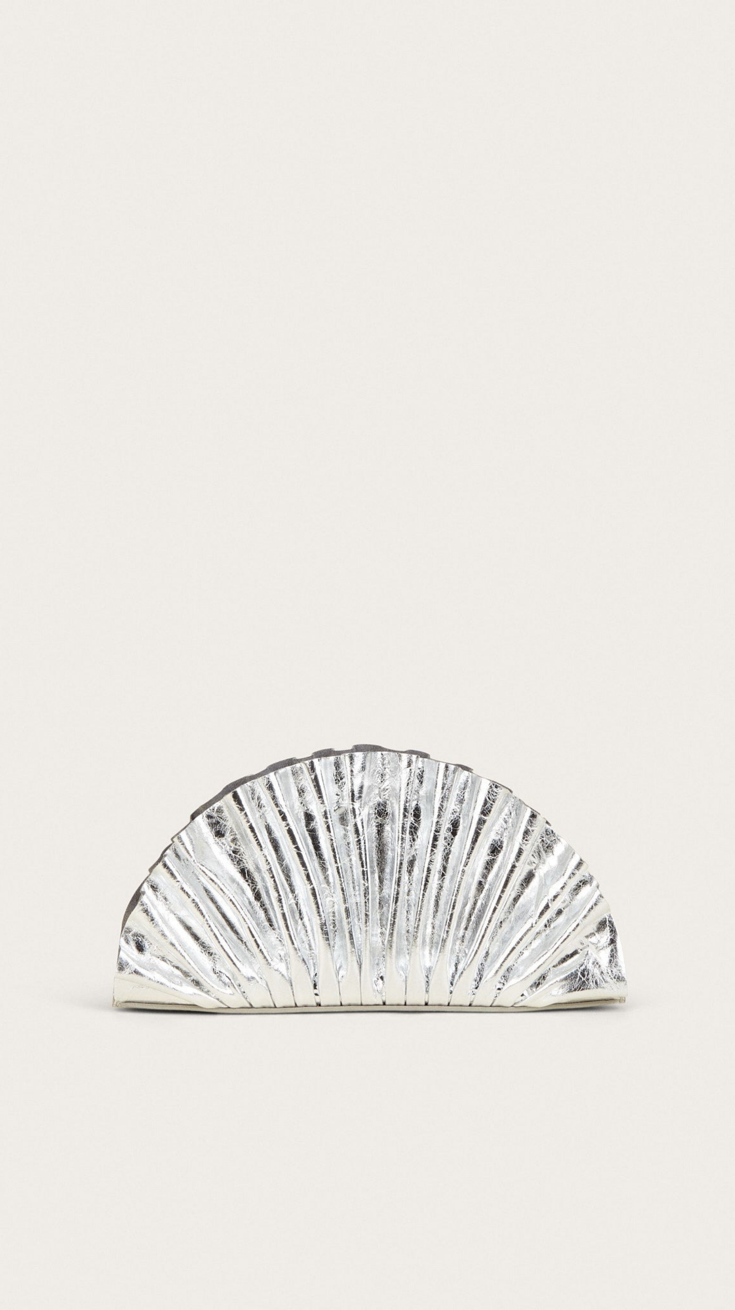 Nala Mini Clutch Prata - Cult Gaia