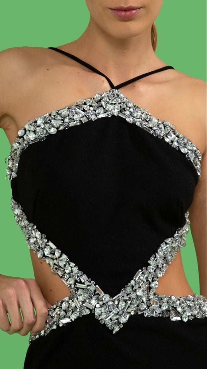 Vestido Preto Pedrarias Frente Única - PatBo