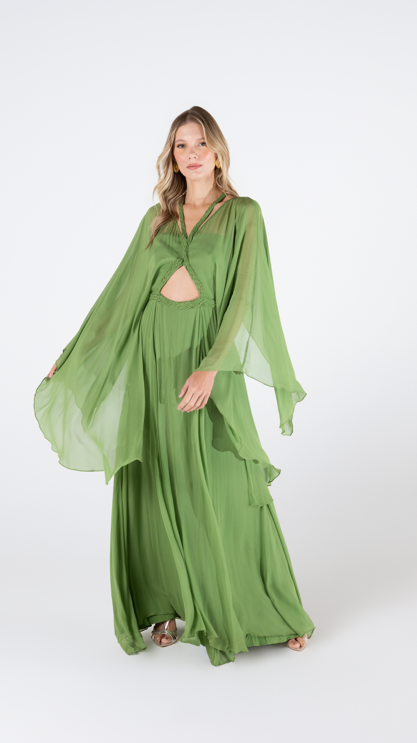 Vestido Nair Fluido Com Mangas Amplas - Oásis