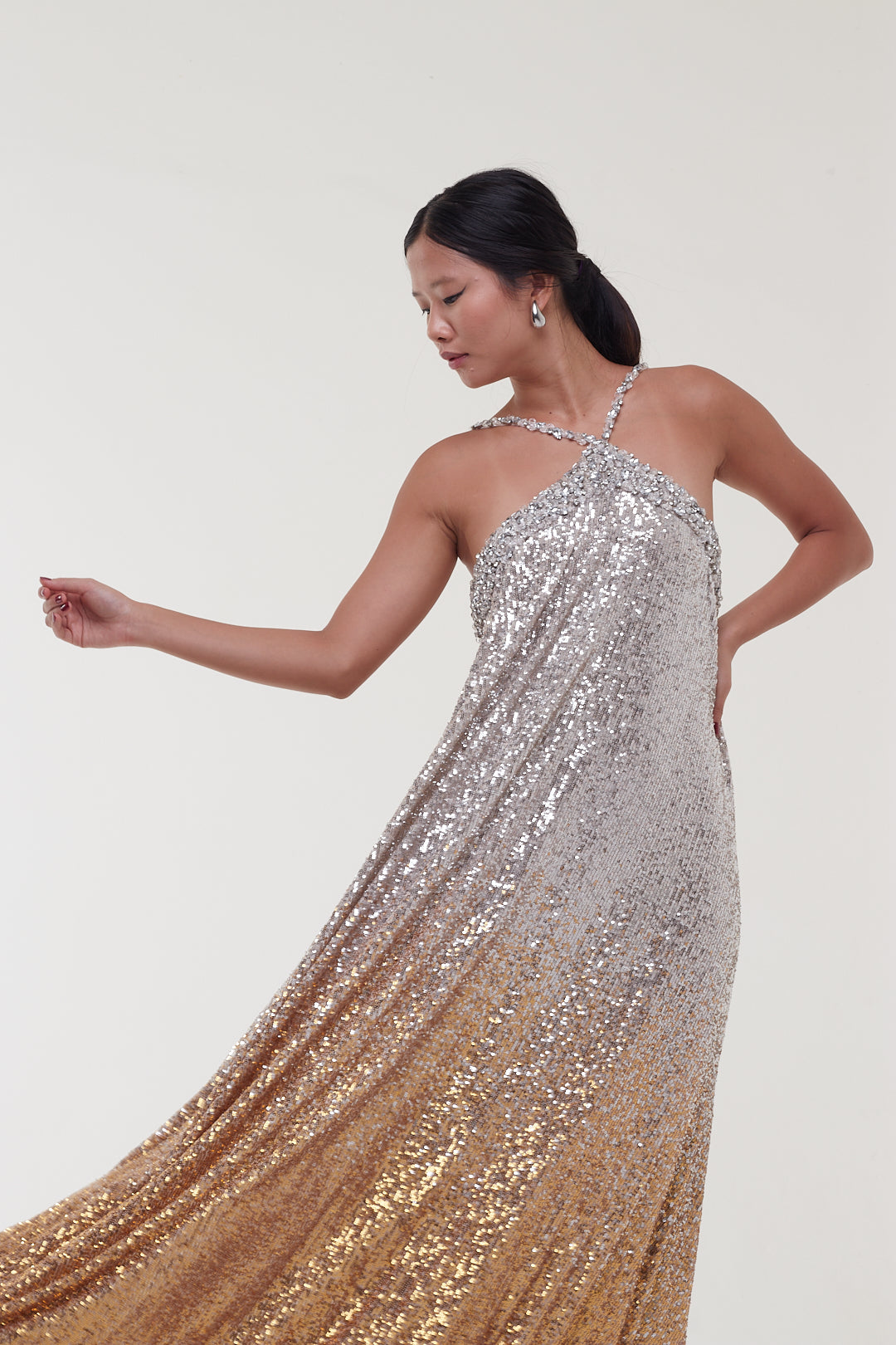 Vestido PatBo Brilho Dourado e Prata