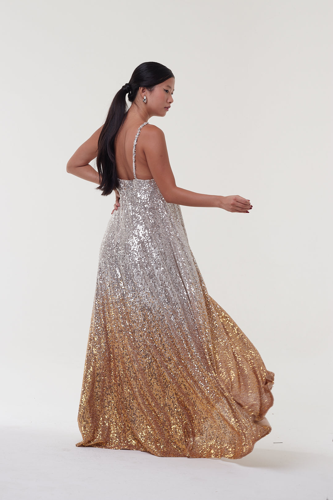 Vestido PatBo Brilho Dourado e Prata