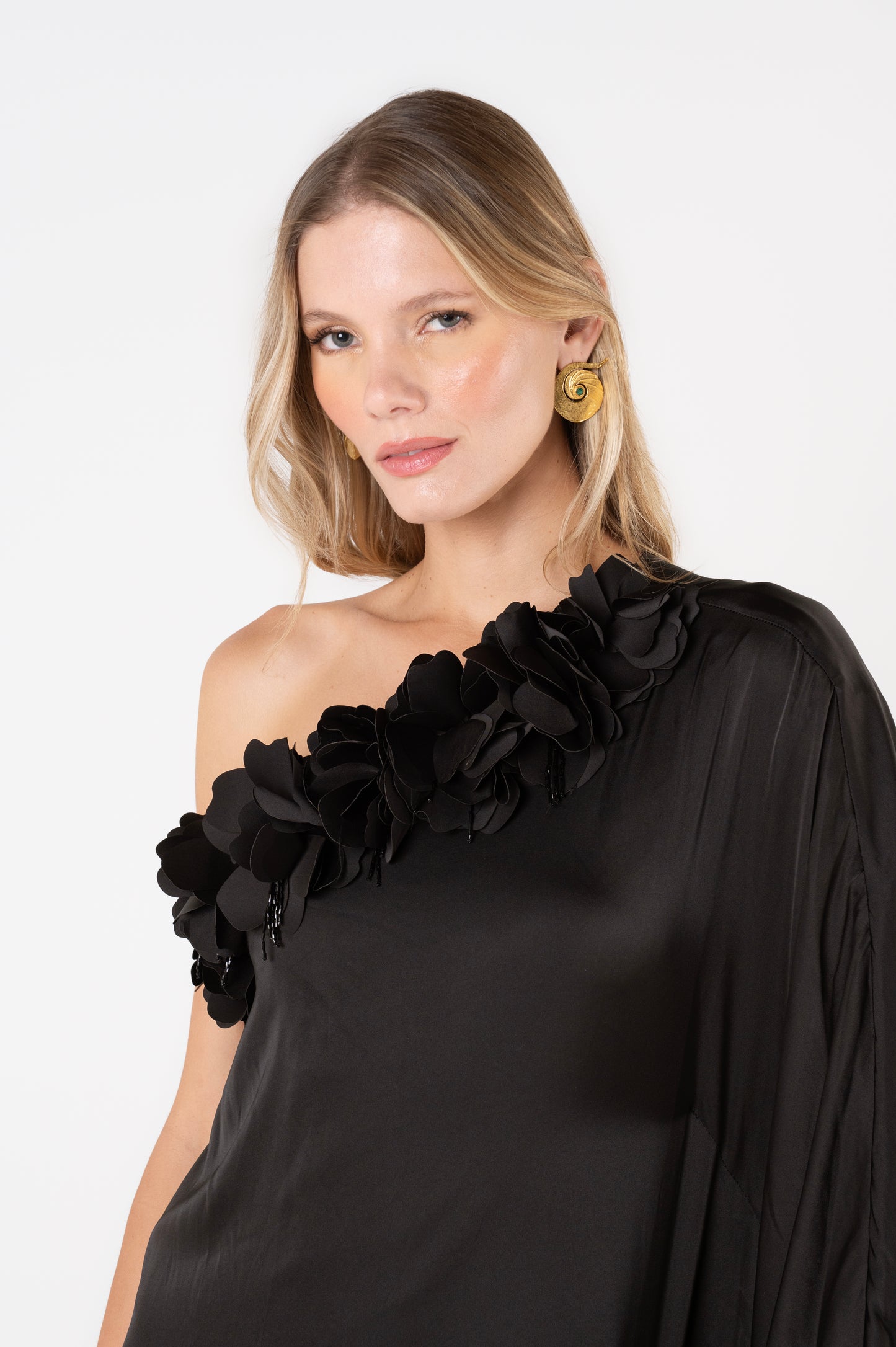 Vestido Longo Flores Cetim Rafine Preto - PatBo