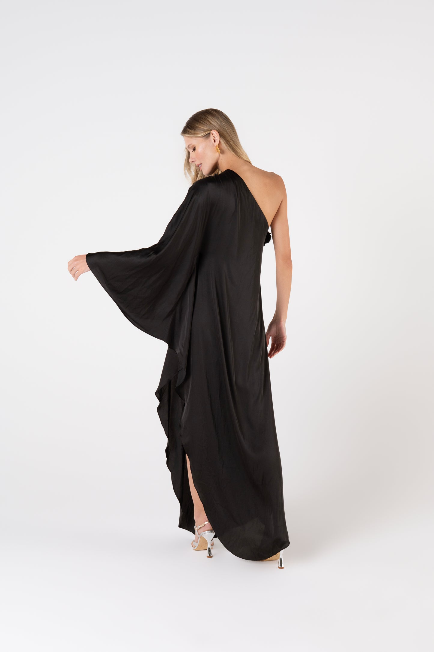 Vestido Longo Flores Cetim Rafine Preto - PatBo